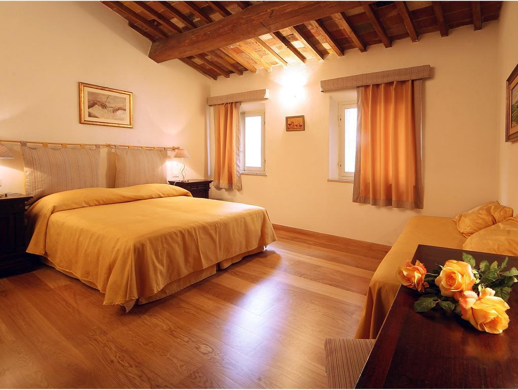 Casacenti B&B Сиена Стая снимка